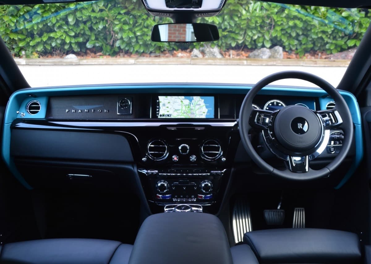 Rolls-Royce Phantom Extended: view 1
